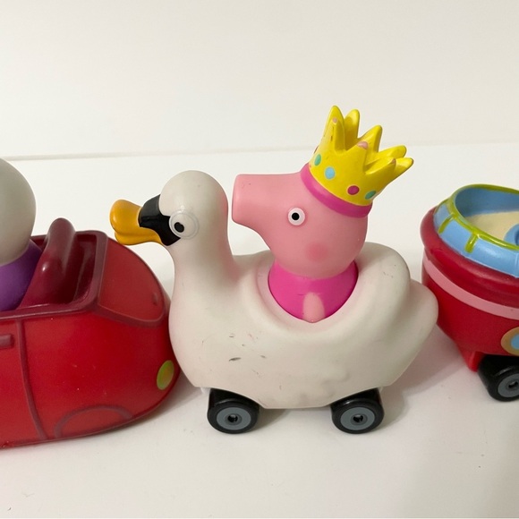 Lot of 4 Cars Peppa Pig Car Figures Buggy Racers Wheelin Jazwares - Picture 16 of 16